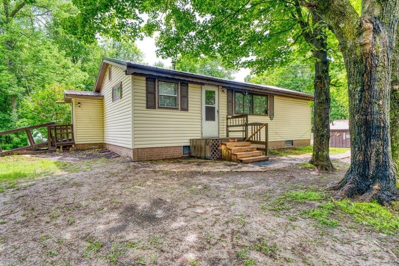 48215 Hawthorn Dr, Deer River, MN 56636