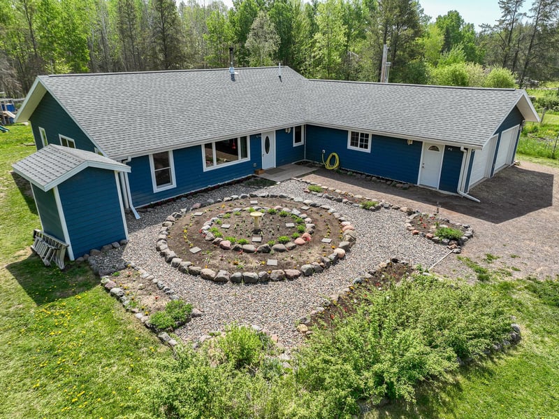 2060 Highway 2, Two Harbors, MN 55616