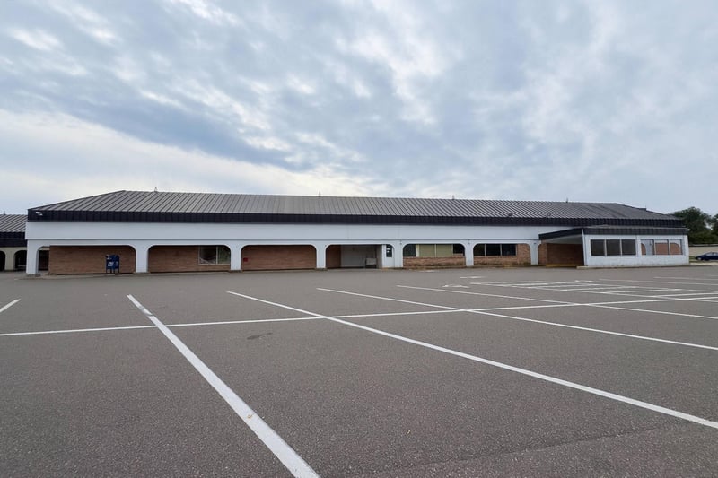 2118 Veterans Dr, Saint Cloud, MN 56303