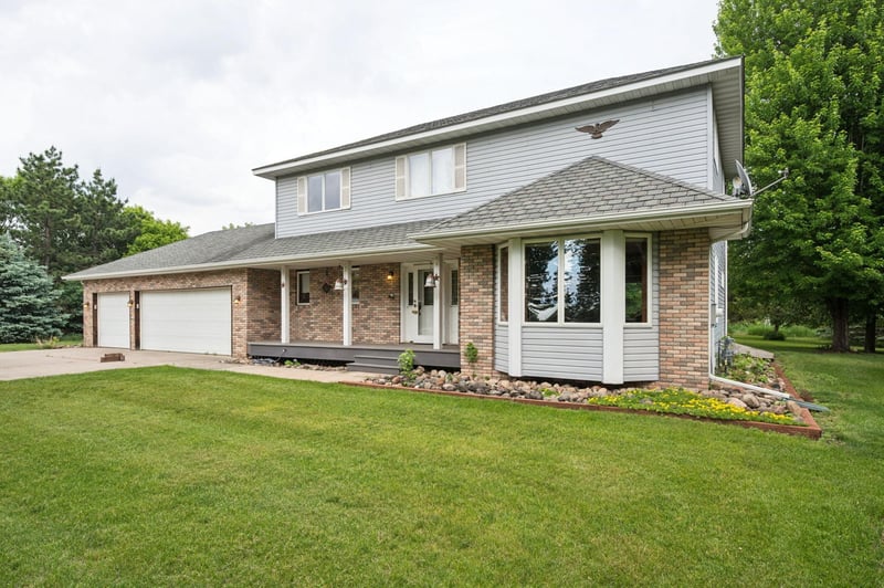 9897 80th Ave SE, Clear Lake, MN 55319