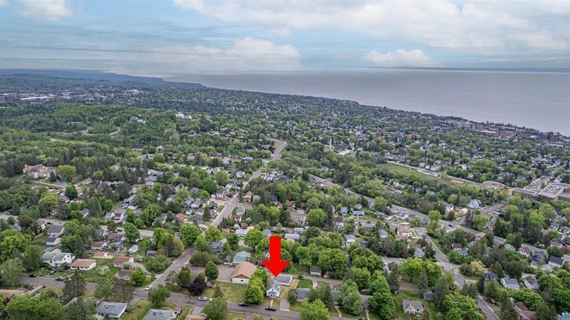 1428 Fern Ave, Duluth, MN 55805