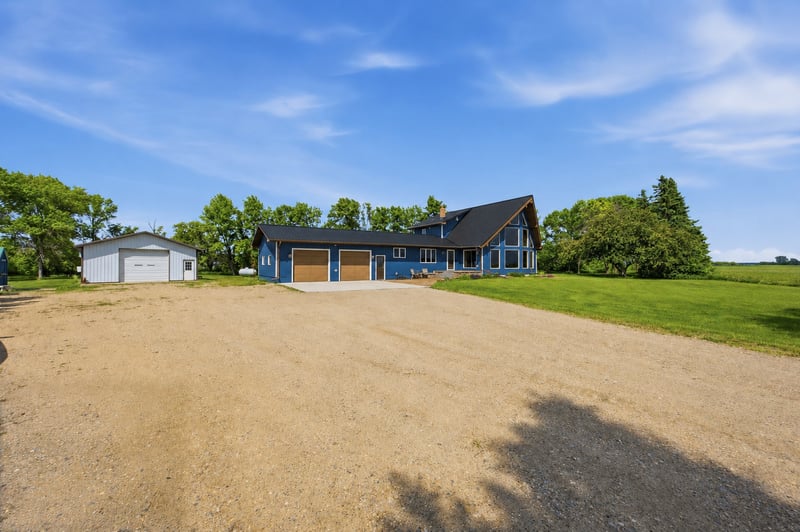 13120 120th Ave S, Sabin, MN 56580