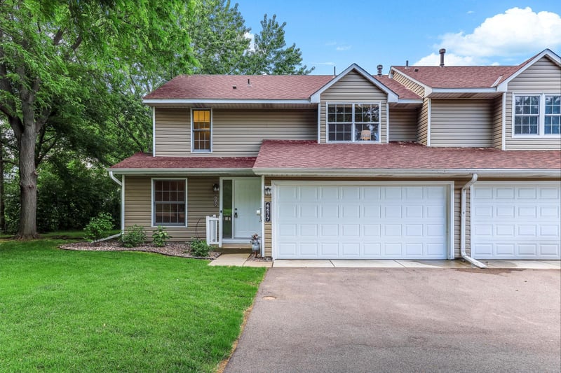 6677 Stillwater Blvd N, Oakdale, MN 55128