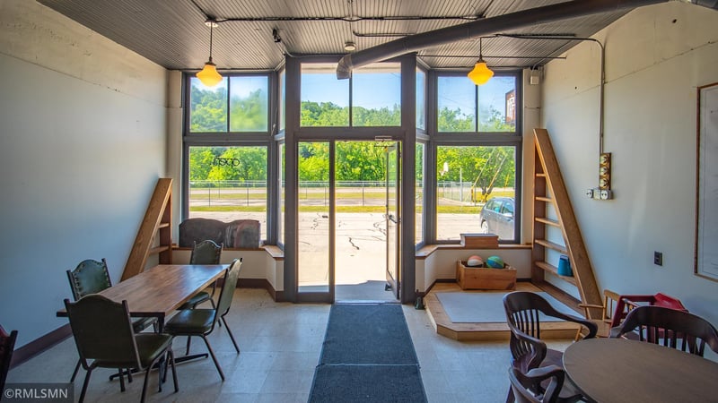 312 Center St E, Hammond, MN 55991