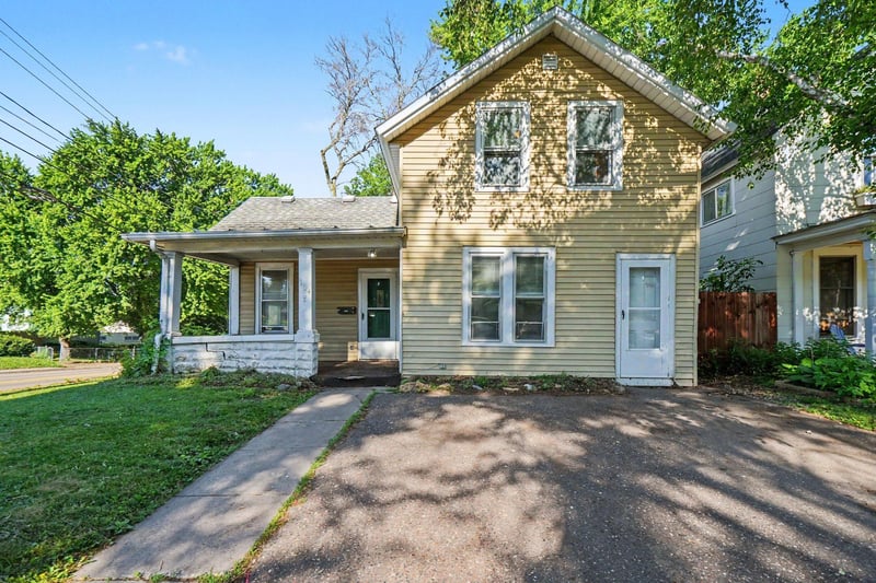 104 Sherburne St N, Stillwater, MN 55082