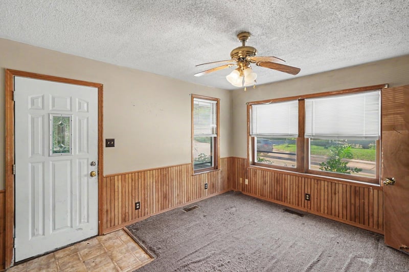 104 Sherburne St N, Stillwater, MN 55082