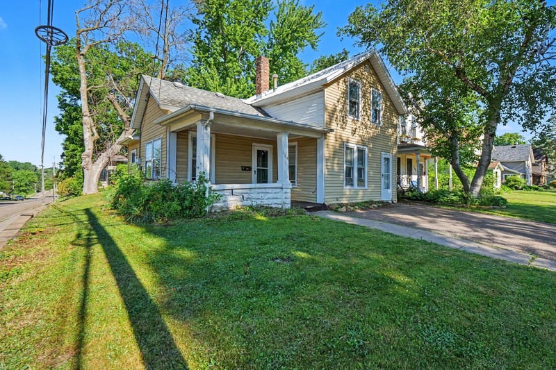 104 Sherburne St N, Stillwater, MN 55082