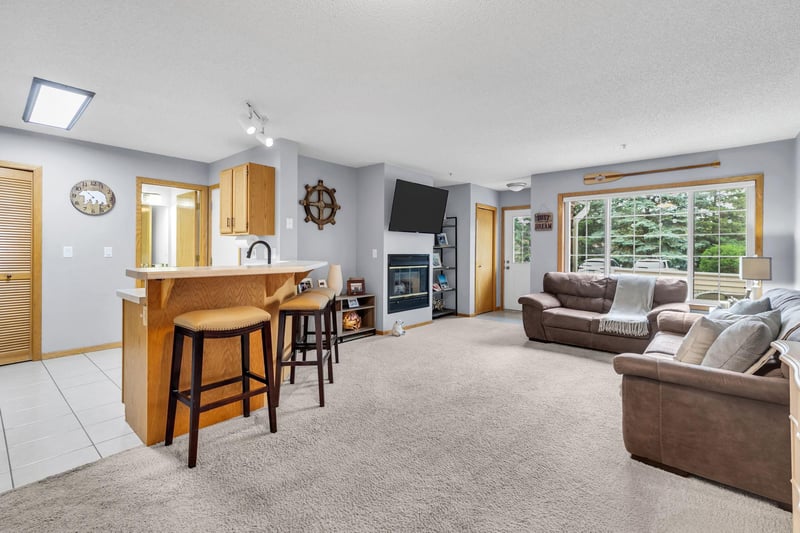 1257 Birch Ct #7, White Bear Lake, MN 55110