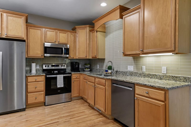 17721 Southridge Ct, Minnetonka, MN 55345