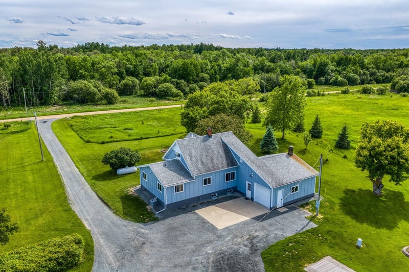 2589 Lindgren Rd NE, Bemidji, MN 56601