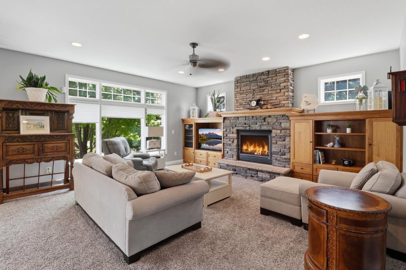 13182 Danube Ln, Rosemount, MN 55068