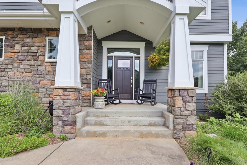 13182 Danube Ln, Rosemount, MN 55068