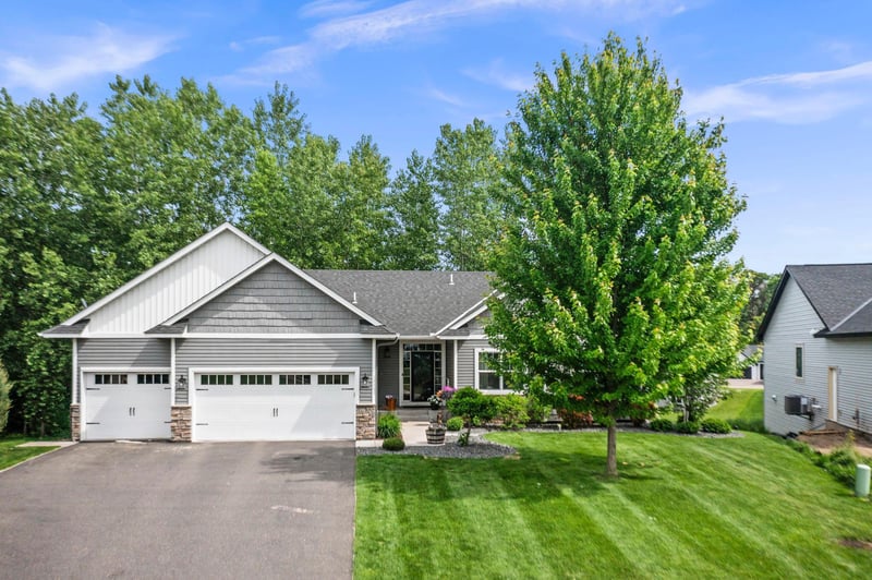 19583 Baldwin St NW, Elk River, MN 55330