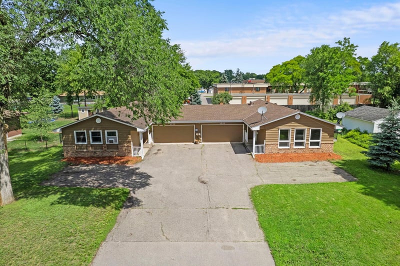 4200 W 108th St, Bloomington, MN 55437