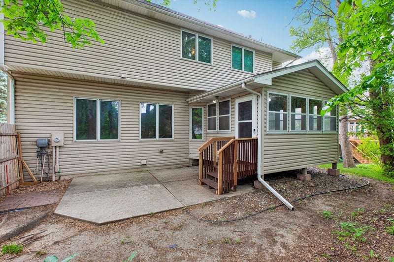 17123 Jonathan Ct, Lakeville, MN 55044