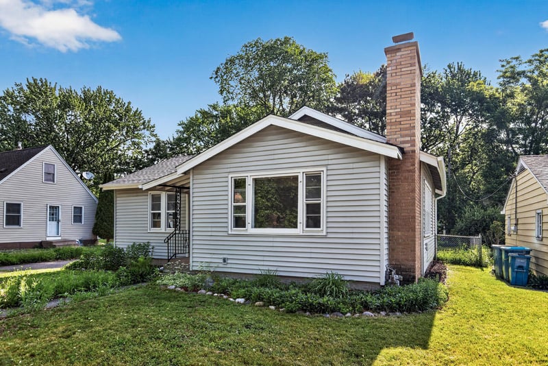 4034 Zane Ave N, Robbinsdale, MN 55422