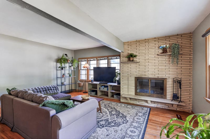4034 Zane Ave N, Robbinsdale, MN 55422