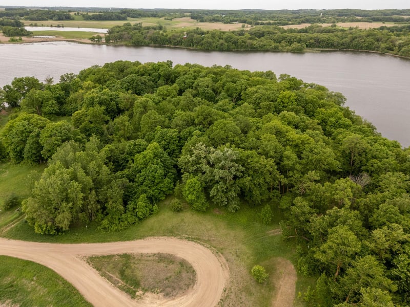 15988 Solitude Ct NW, Evansville, MN 56326