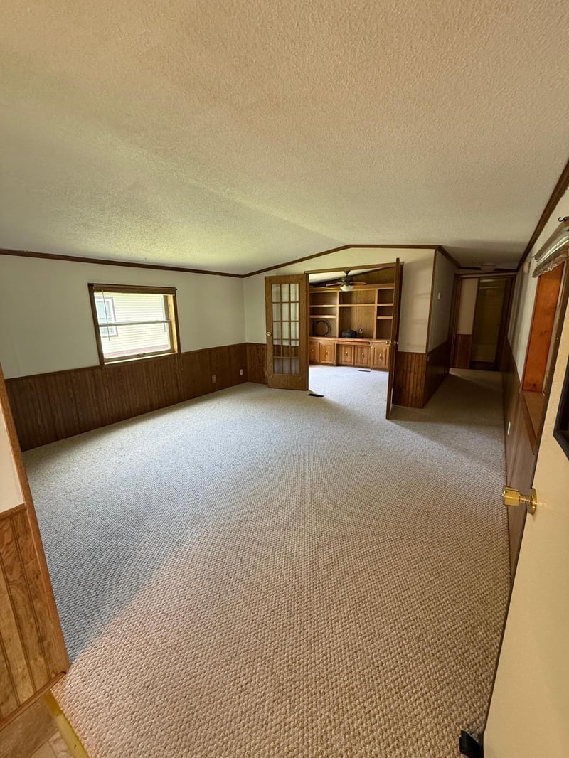 2130 White Pine Dr, Cambridge, MN 55008