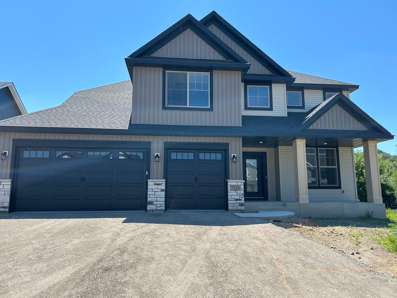 7624 22nd Ave E, Shakopee, MN 55379