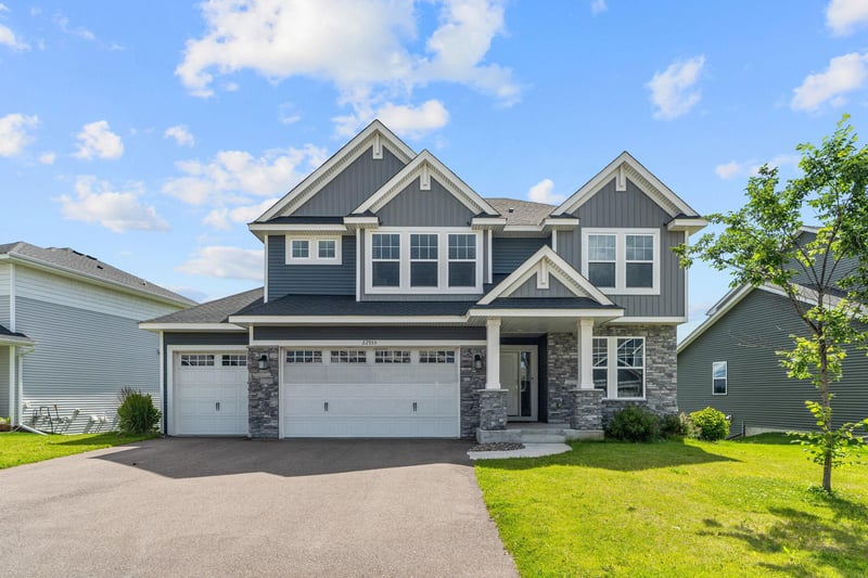 22955 Wood Ln, Rogers, MN 55374