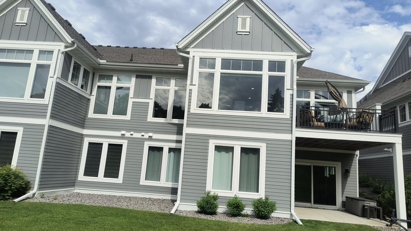 83 Spring Farm Rd, North Oaks, MN 55127