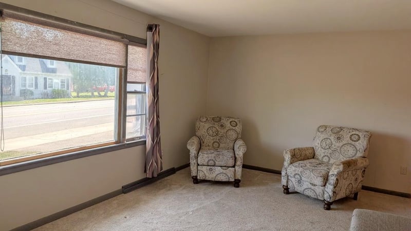 211 2nd St SE, Cook, MN 55723