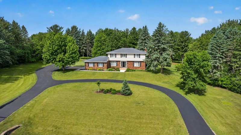 5493 Saint Mary Dr NW, Rochester, MN 55901