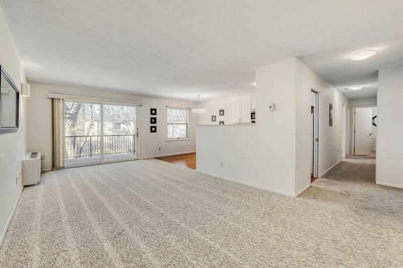 10113 34th St W #342, Minnetonka, MN 55305
