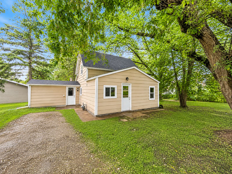 404 E Gilman St, New York Mills, MN 56567