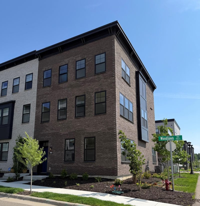 906 Woodlawn Ave #I, Saint Paul, MN 55116