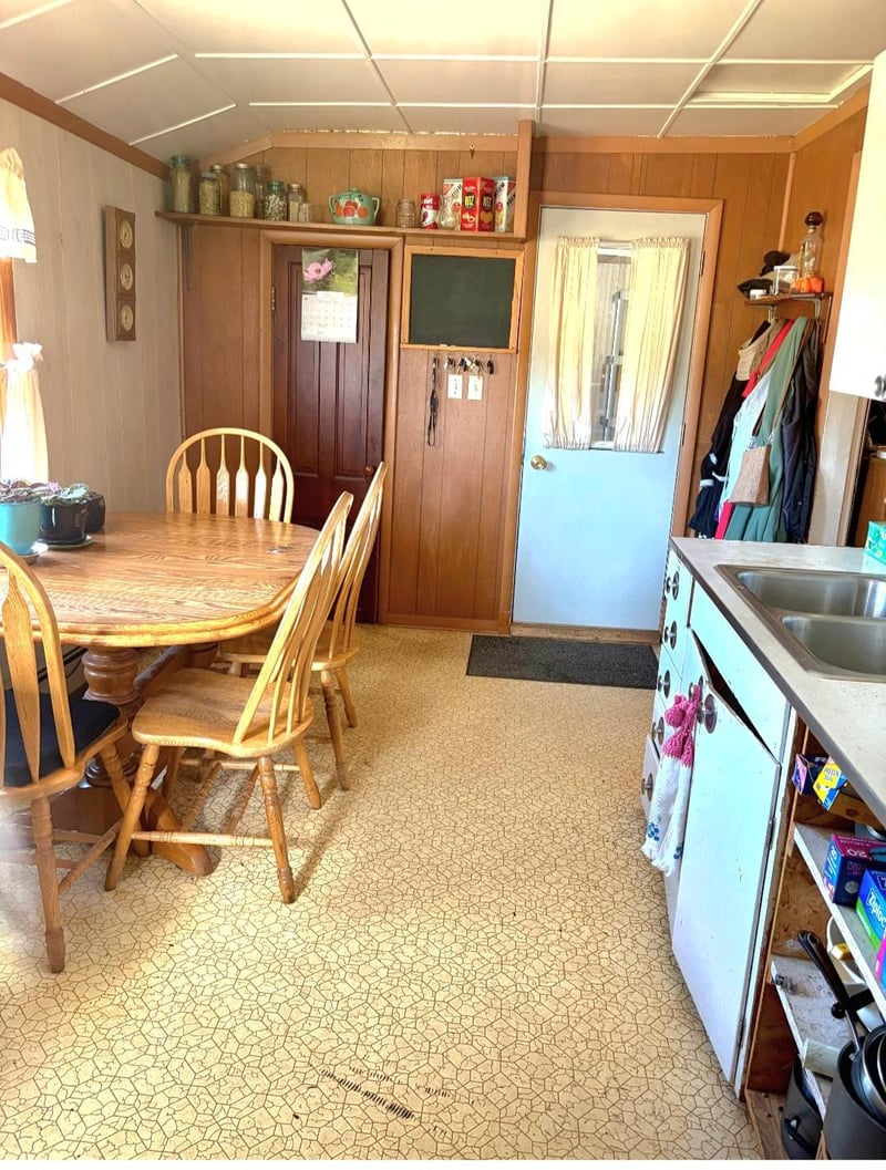540 5th Ave S, Isle, MN 56342