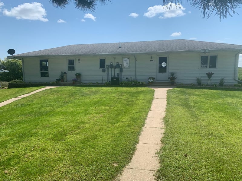850 30th Ave NW, Willmar, MN 56201
