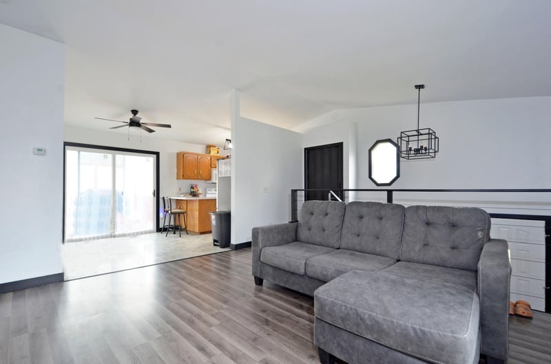 7227 Peterson Trl, Hugo, MN 55038