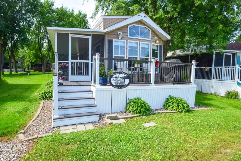 18096 Browns Lake Rd, Richmond, MN 56368