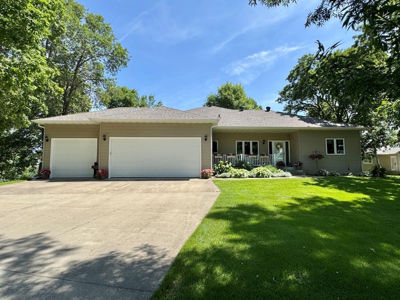 33678 Wildwood Dr, Dent, MN 56528