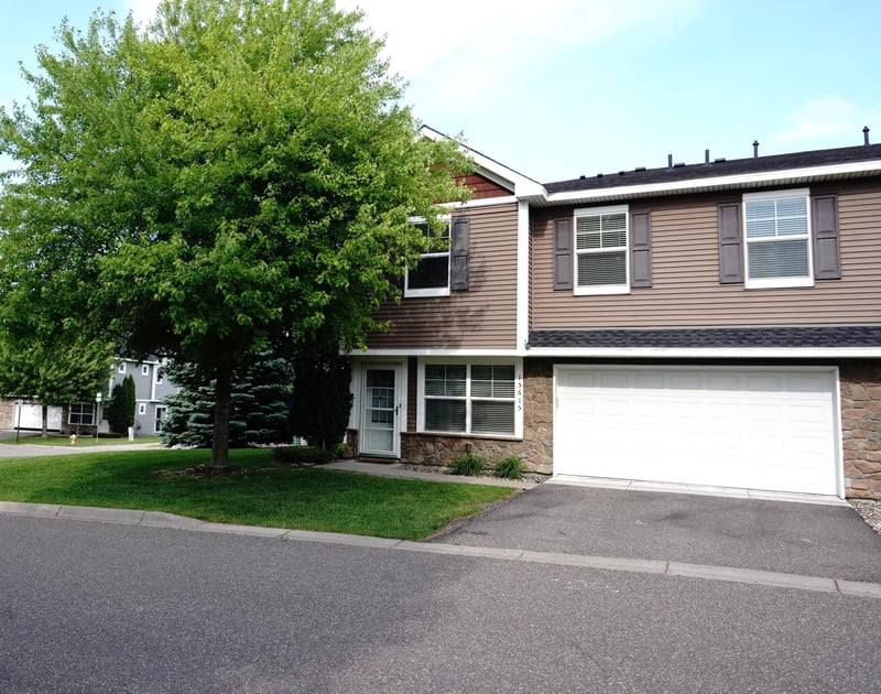 15615 60th Ave N, Plymouth, MN 55446