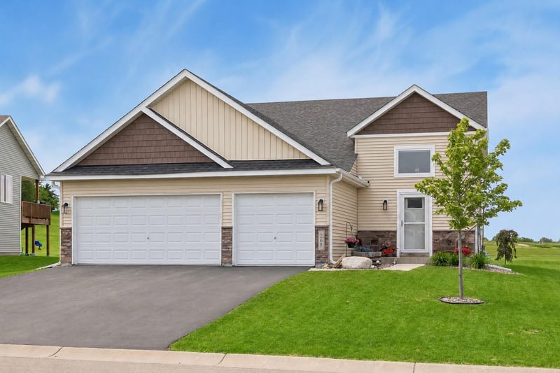 268 Tower Ave, Dundas, MN 55019