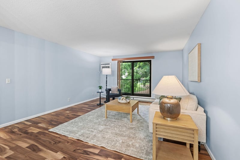 11160 Anderson Lakes Pw #202, Eden Prairie, MN 55344