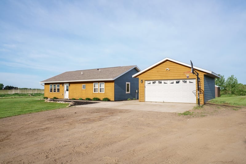 8131 345th Ave, Pierz, MN 56364