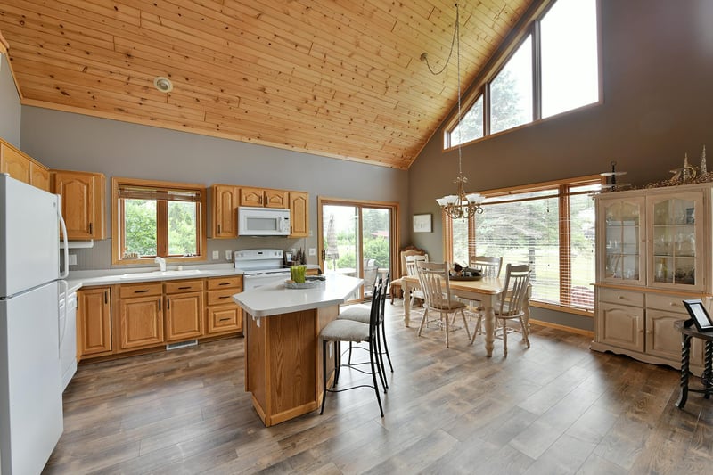 708 N Shore Dr, Battle Lake, MN 56515