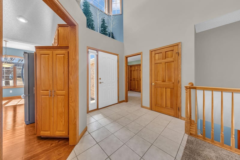 10408 Eagle Pointe Trl, Woodbury, MN 55129
