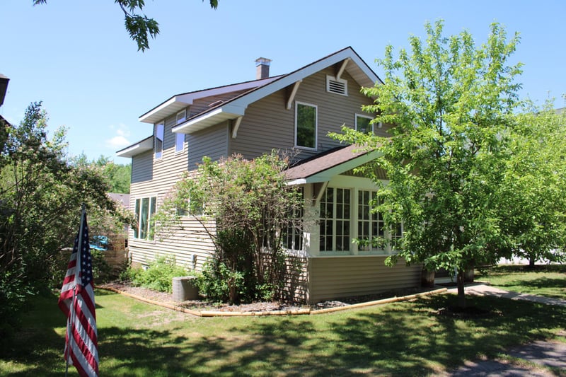 214 3rd Ave, Bovey, MN 55709
