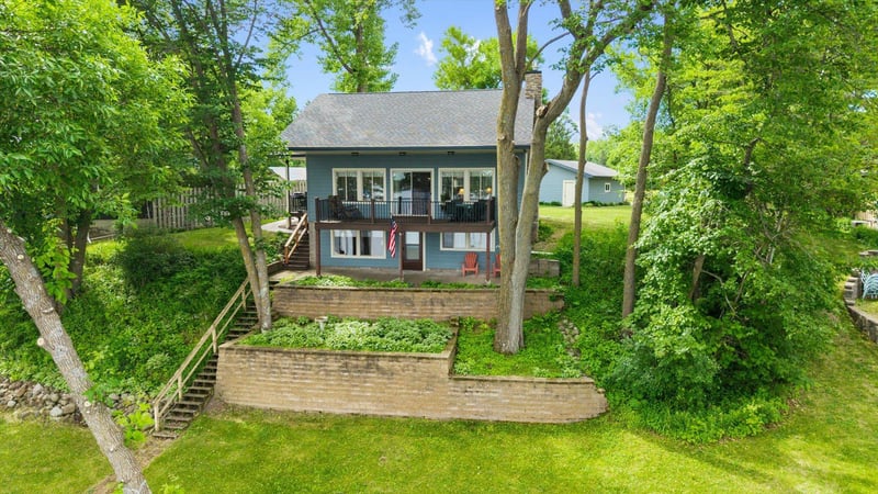 10421 Park Cir, Pine City, MN 55063