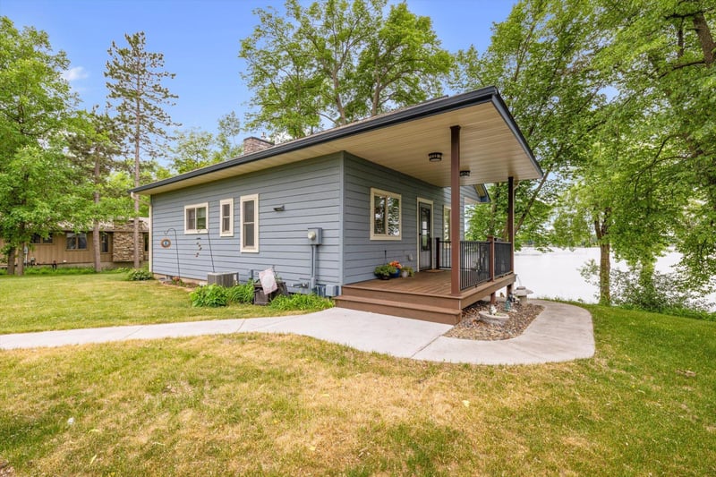 10421 Park Cir, Pine City, MN 55063