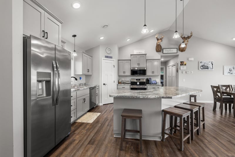 14890 Weston Cir, Little Falls, MN 56345