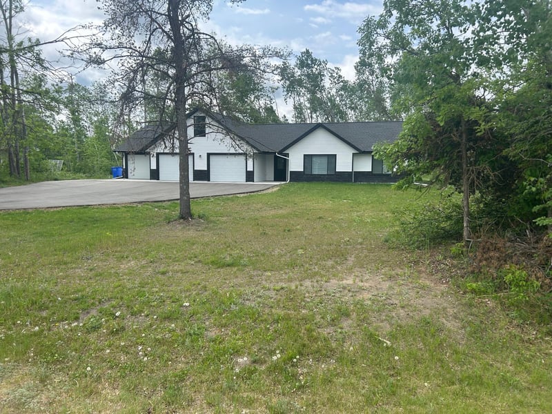 6000 Midvalley Ln NW, Bemidji, MN 56601