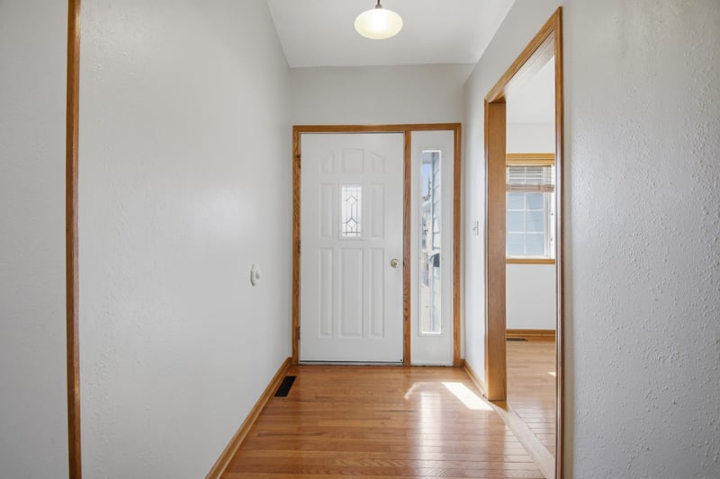 1060 Cherry St, Owatonna, MN 55060