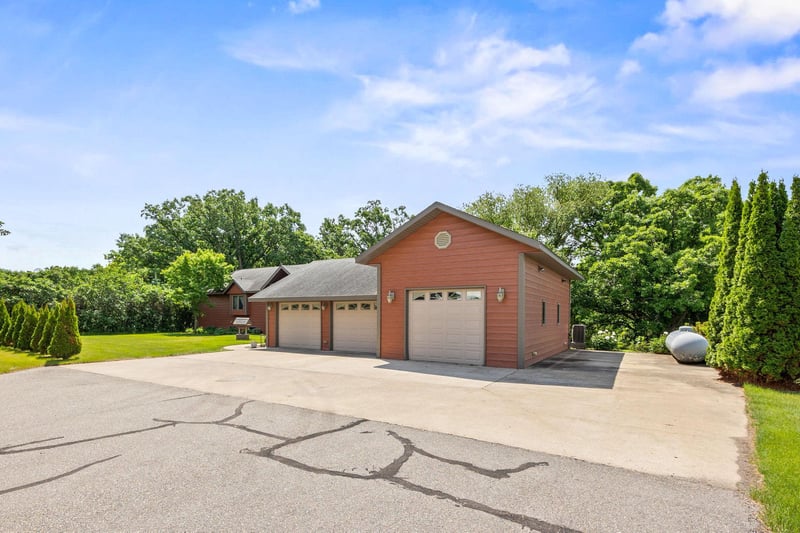 22264 County Road 43, Richmond, MN 56368