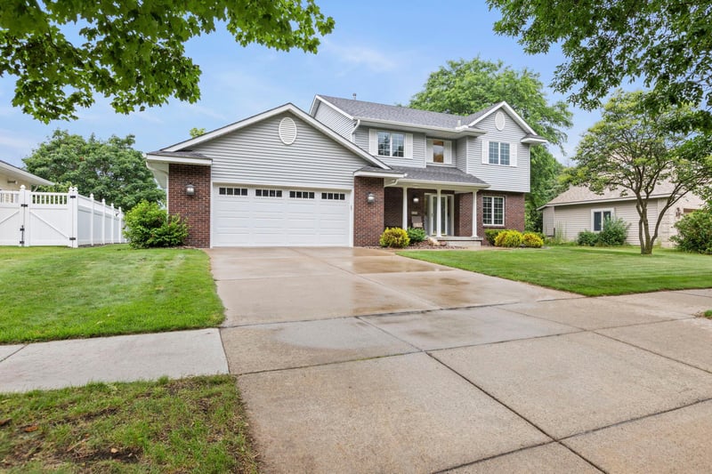 2215 7th Ave S, Saint Cloud, MN 56301